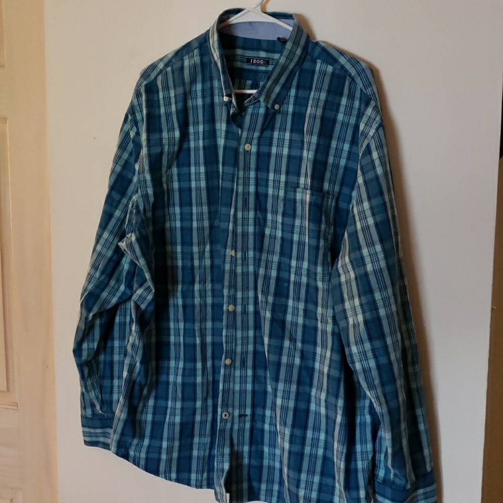 IZOD men's shirt